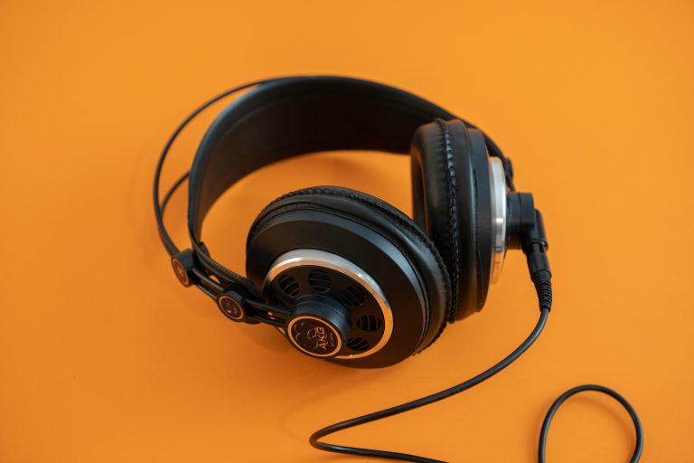 How to Enhance Your Gaming Experience with the Right Headset